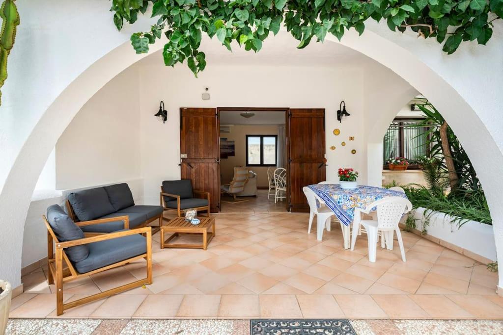 Villa Silvana Mazara del Vallo Exteriör bild