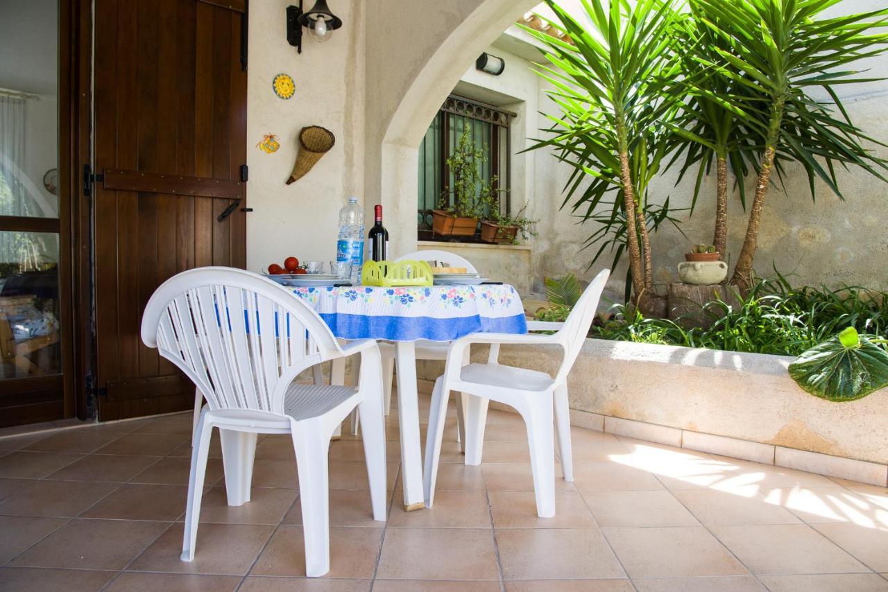 Villa Silvana Mazara del Vallo Exteriör bild